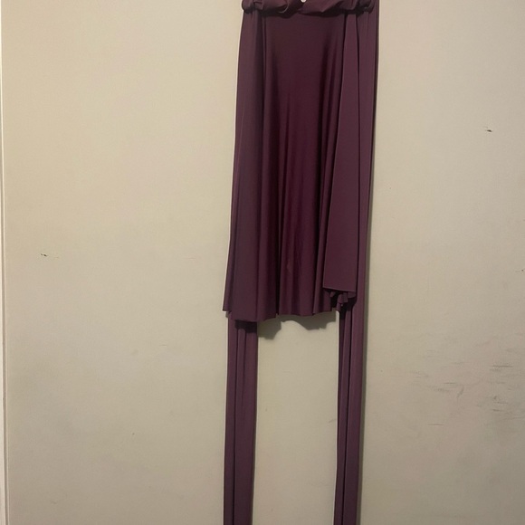 Two Birds Classic Convertible Slit Dress, One Size - Picture 6 of 11